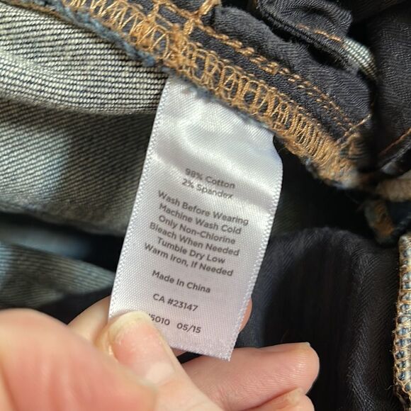 Talbots- Flawless Five Pocket Bootcut Blue Denim Jeans, Size 8 - Picture 6 of 7